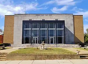 Barbour County courthouse in Clayton