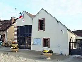 The town hall in Bassou