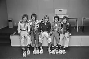 Longmuir (middle) with the Bay City Rollers in 1976.