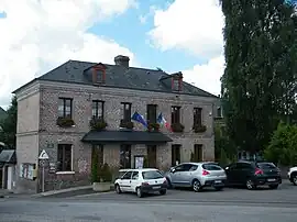 The town hall in Bellengreville