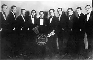 Pollack and His Californians, Chicago, 1926: (L-R) Glenn Miller, Benny Goodman, Gil Rodin, Harry Green, Ben Pollack, Fud Livingston, Al Harris, Harry Goodman, Vic Briedis, Lou Kastler