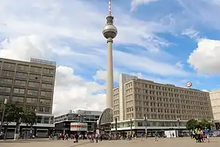 Alexanderhaus and Berolinhaus, Alexanderplatz, Berlin, 1930–32