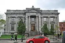 The Maisonneuve library