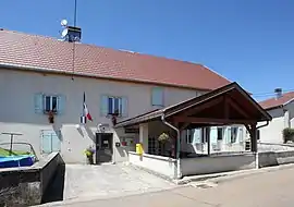 The town hall in Bief-des-Maisons