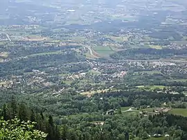 An aerial view of Bonne