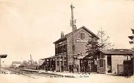 The railway station of Lamotte-Breuil