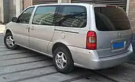 Buick GL8 (2005–2010) rear.