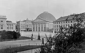 photograph of the cathedral, 1886