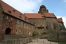 Breuberg Castle, keep (Bergfried) and main gate