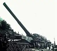 A 381/40 AVS railroad gun