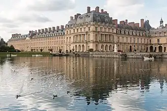 The State Pavilion, designed by Ange-Jacques Gabriel (1750-1754), contained the updated apartments of the King and Queen and the Royal Council Chamnber (1750-1754)