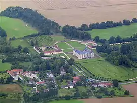 The chateau in Réveillon