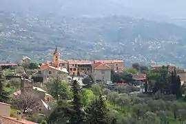 A general view of Châteauneuf-Villevieille