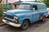 1958 Chevrolet 3100 Apache Suburban