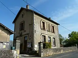 The town hall in Cladech