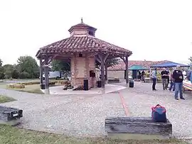 The communal bread oven in Lartigue