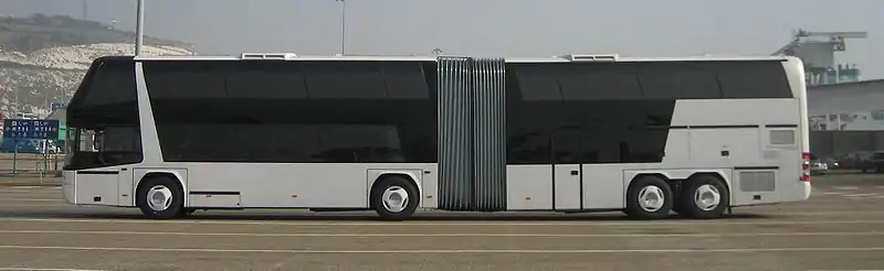 Double-decker articulated coach (concept)