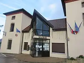 The town hall in Dampierre