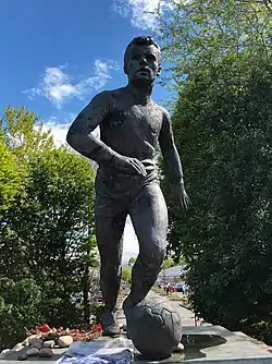 Statue of Davie Cooper in Hamilton