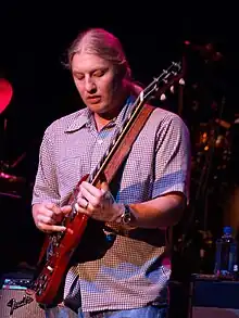 Derek Trucks with Gibson SG in 2009