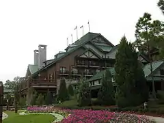 Disney's Wilderness Lodge front exterior