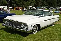 1961 Dodge Dart Phoenix 2-door hardtop