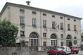 The town hall in Dompaire