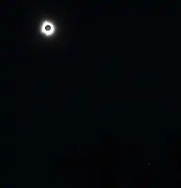 Totality with Venus near the lower right corner, as seen from Vienna, Illinois