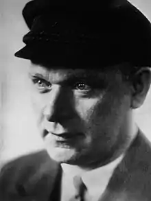 Ernst Thälmann 1932.jpg