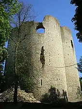 La Tour Guinette-the remains of Château d'Étampes