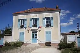 The town hall in Mauperthuis