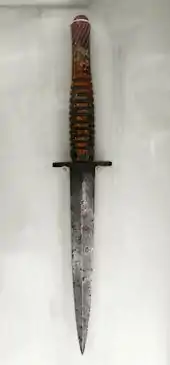 A slim commando dagger