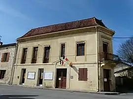 The town hall in Faux