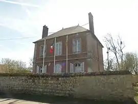 The town hall in Fay-les-Étangs