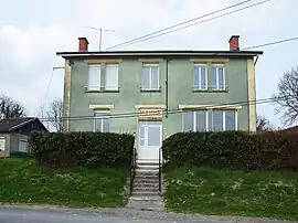 The town hall in Fontaine-en-Dormois