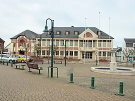 The town hall in Formerie