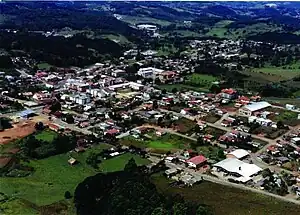 Aerial photo from the 2000s of Ipê