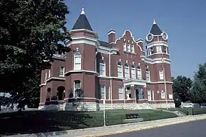 Fulton County Courthouse in Hickman