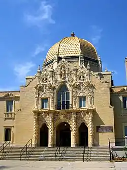 The Garfield Park fieldhouse on Central Park Avenue near Washington Boulevard.