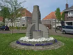 Geertruidenberg flower sculpture