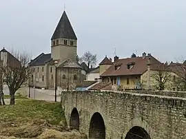 The church and bridge in Genouilly