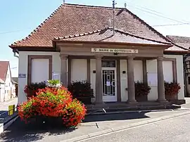 The town hall in Gottesheim