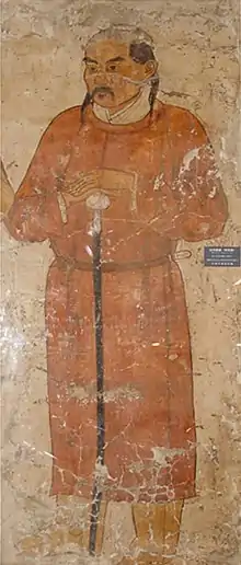 A Khitan guard wearing tight-sleeved yuanlingpao, Liao dynasty.