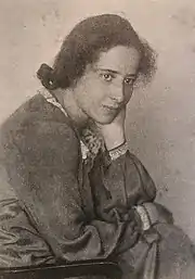 Photo of Hannah in 1924