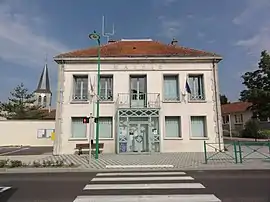 The town hall in Haudainville