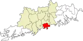 Location (in red) within the Uusimaa region and the Helsinki sub-region (in yellow)