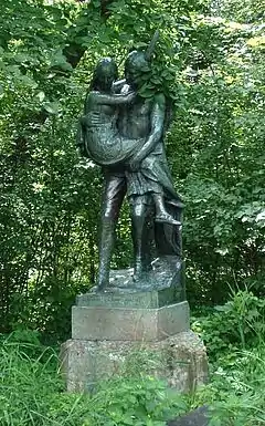 Hiawatha and Minnehaha sculpture by Jacob Fjelde