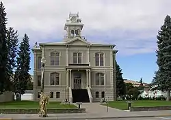 Columbia County Courthouse in Dayton