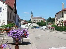 The church and surroundings in Jeuxey