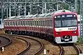 Stainless steel-bodied 16th-batch 8-car set 1185 in May 2017